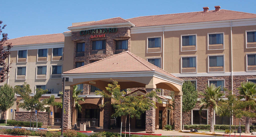 Courtyard By Marriott Ontario Rancho Cucamonga Hotel Bagian luar foto